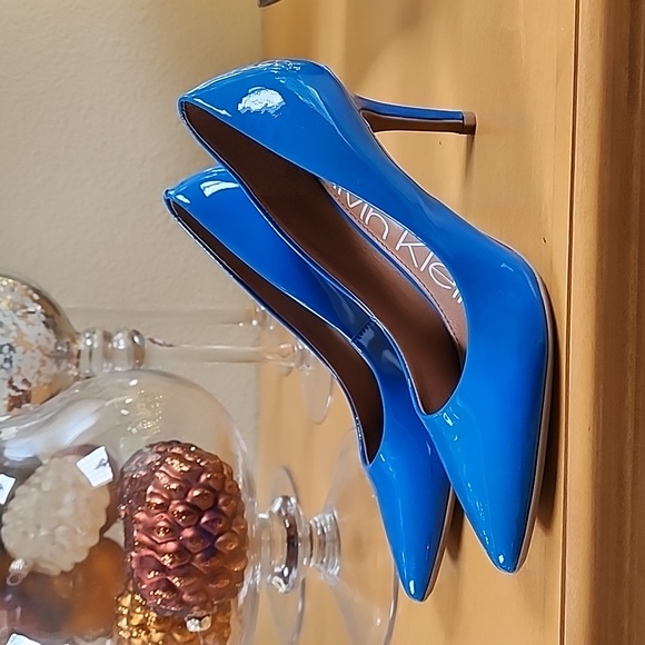 Calvin Klein Shoes - Like new! Calvin Klein Gayle Blue Patent Heels Size 5.5